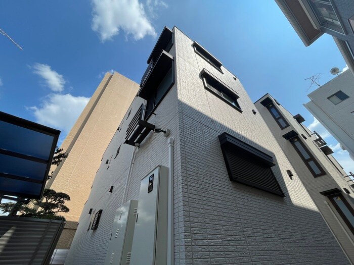 物件外観写真2　(外観写真)