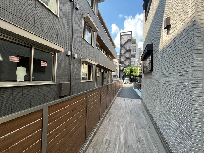 物件内観写真22　(室内からの展望)