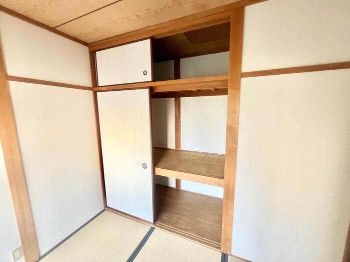 物件内観写真11　(収納)