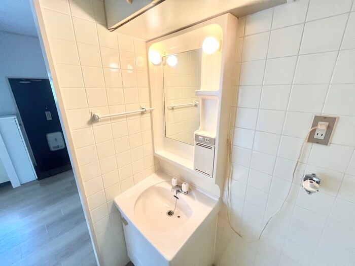 物件内観写真16　(洗面)