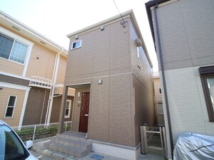 加茂戸建借家E棟E外観写真