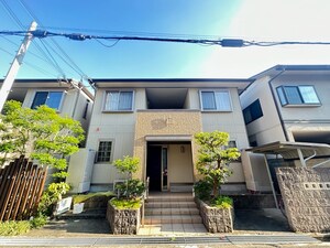 レアカハレＡ棟外観写真