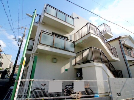 沢南マンション外観写真