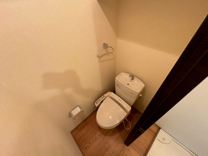 物件内観写真11　(トイレ)