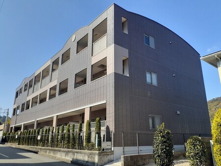 プリマベーラ外観写真