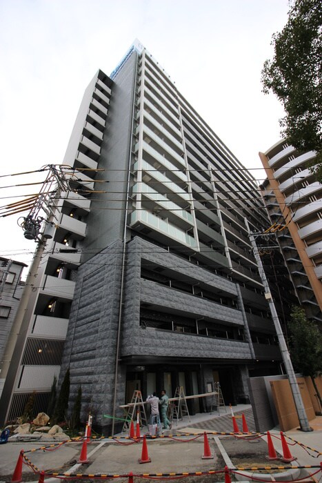 物件外観写真4　(建築中)