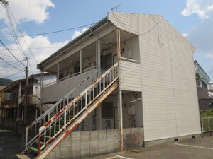 根木マンション外観写真