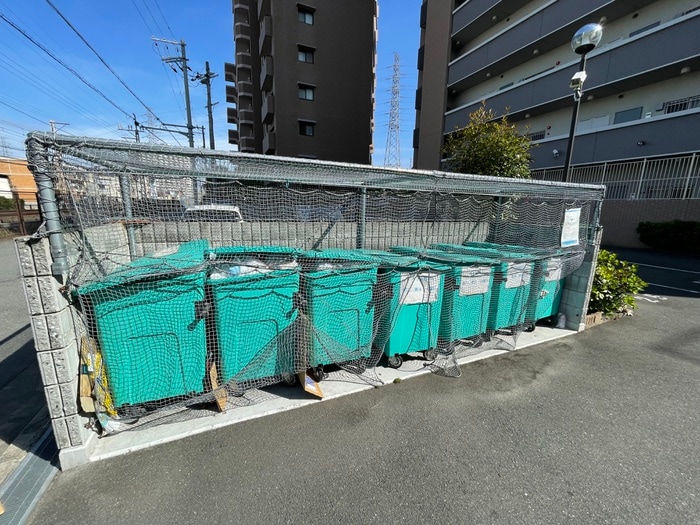 物件外観写真6　(建物設備)