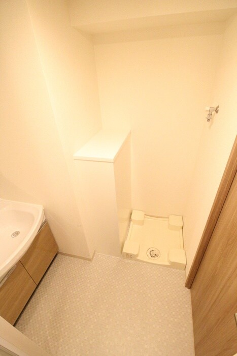 物件内観写真11　(洗濯機置場)