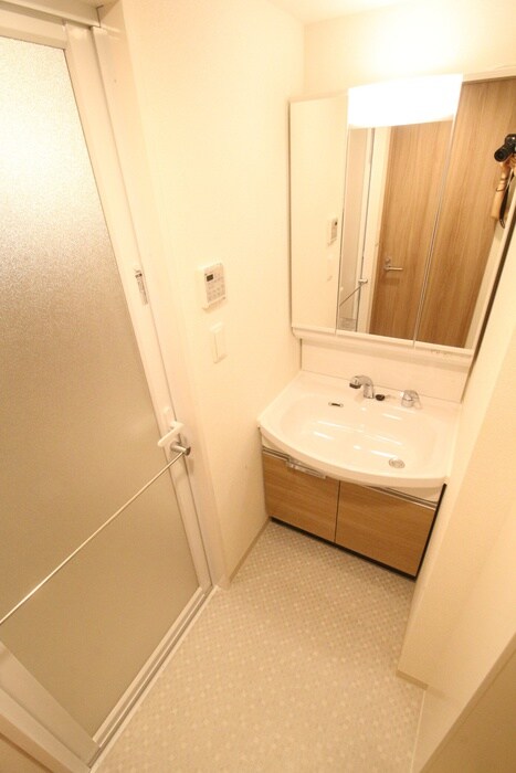 物件内観写真12　(洗面)