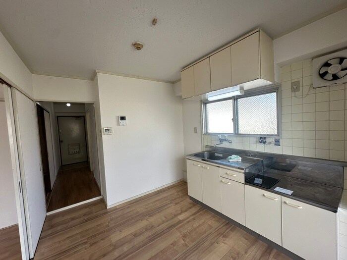 物件内観写真13　(居室)