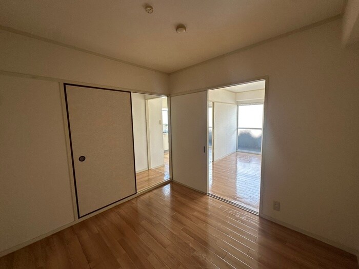 物件内観写真18　(居室)