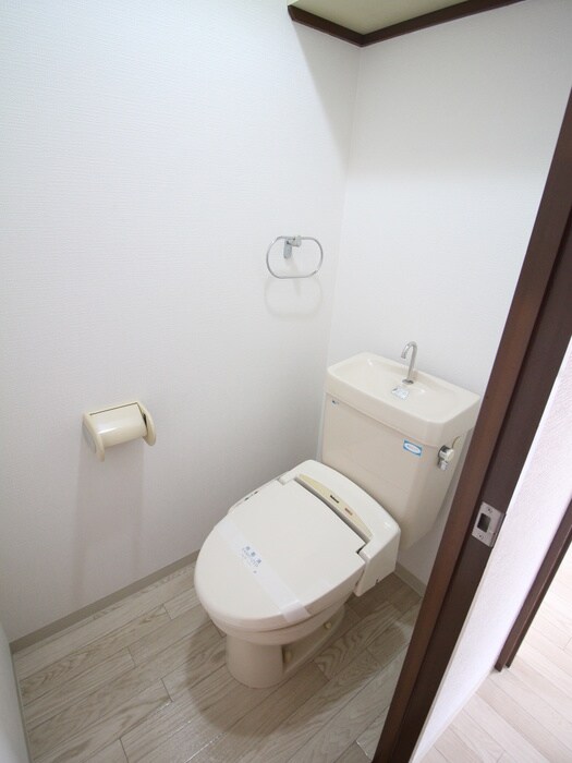 物件内観写真10　(トイレ)