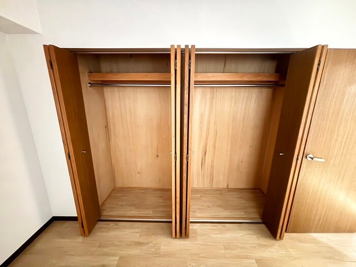 物件内観写真16　(収納)