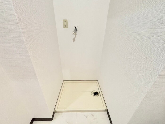 物件内観写真17　(洗濯機置場)