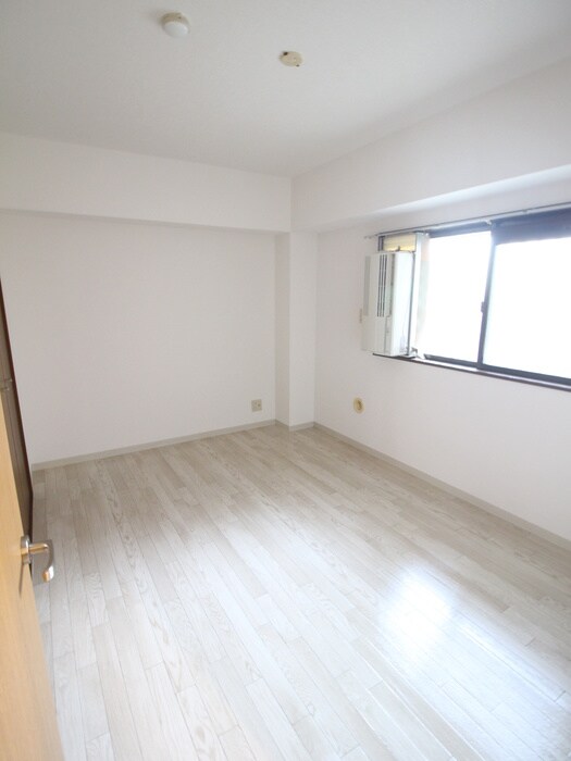 物件内観写真21　(居室)