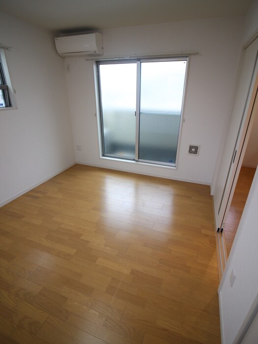 物件内観写真18　(居室)