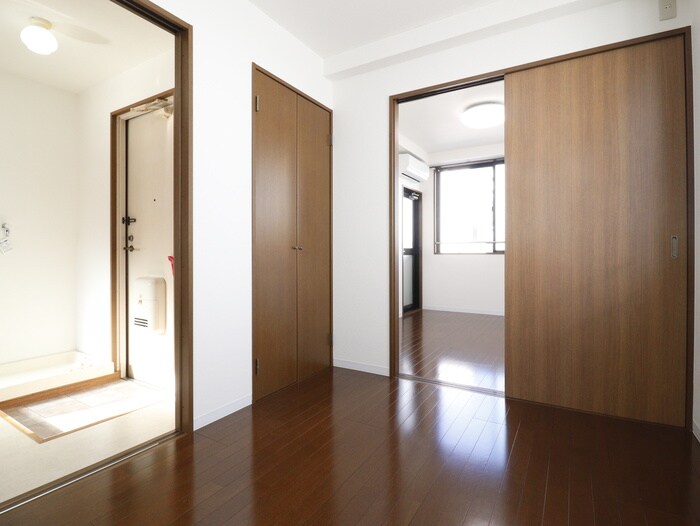 物件内観写真10　(居室)