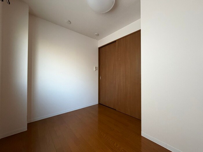 物件内観写真11　(居室)