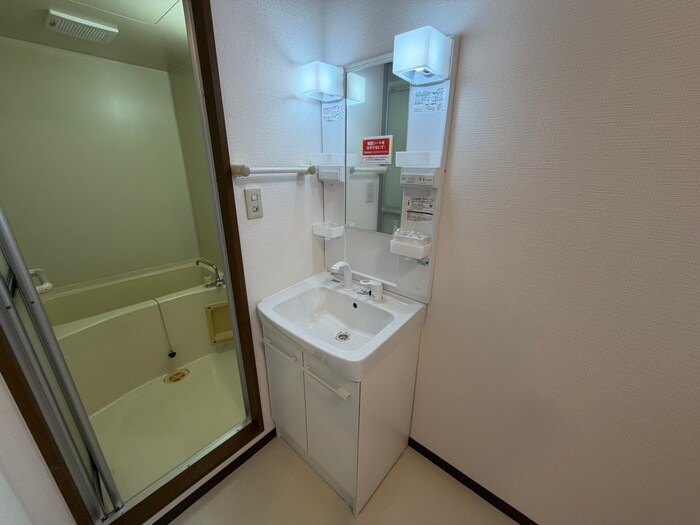 物件内観写真12　(洗面)