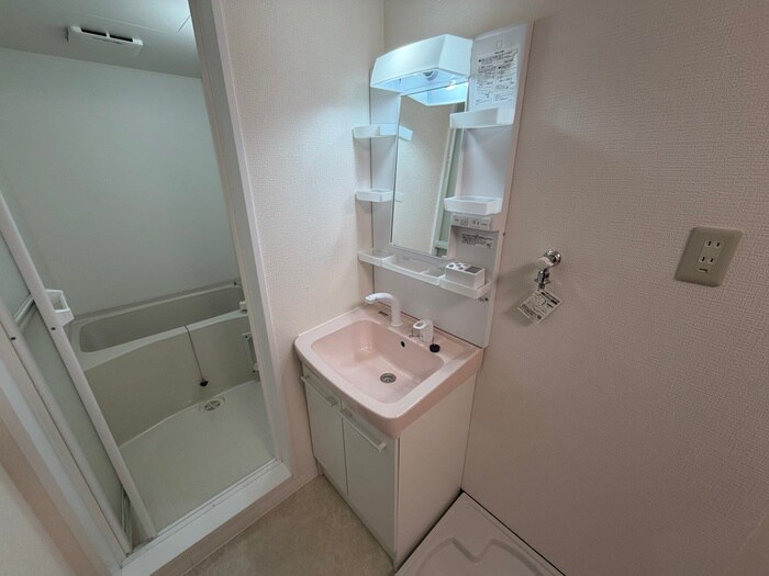 物件内観写真13　(洗面)