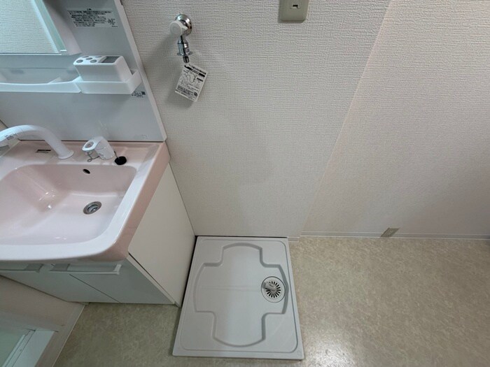 物件内観写真21　(洗濯機置場)