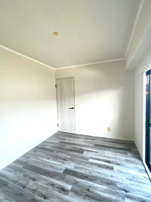 物件内観写真17　(居室)