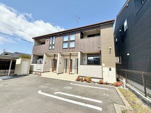 ダブルレインボー外観写真