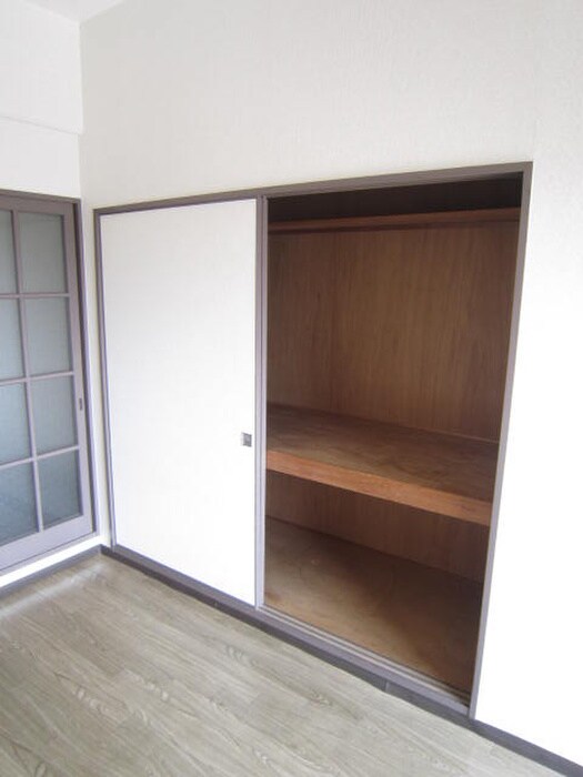 物件内観写真13　(収納)