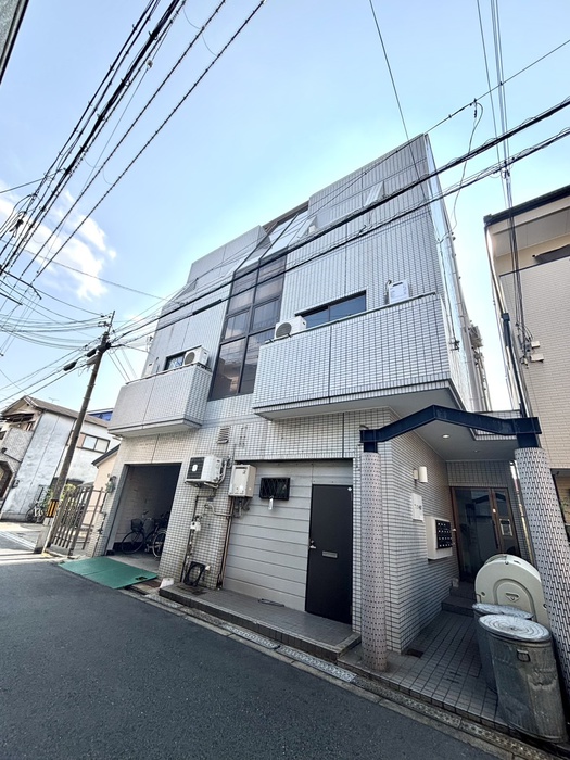 ラビッツコート聖天下