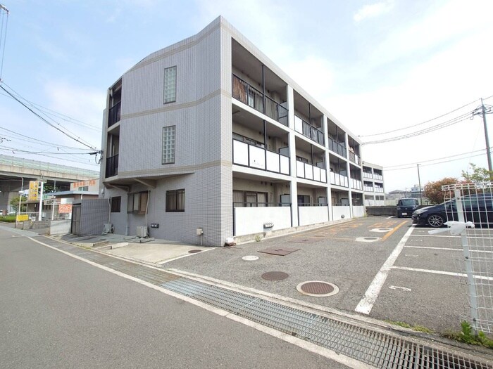 物件外観写真3　(外観写真)