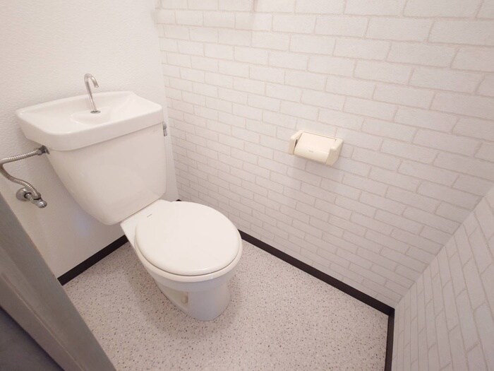 物件内観写真11　(トイレ)
