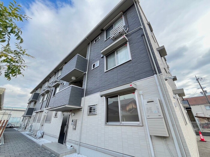 物件外観写真2　(外観写真)