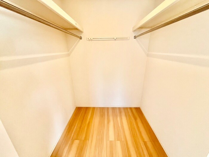 物件内観写真10　(収納)