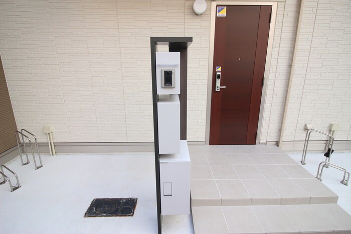 物件外観写真4　(建物設備)