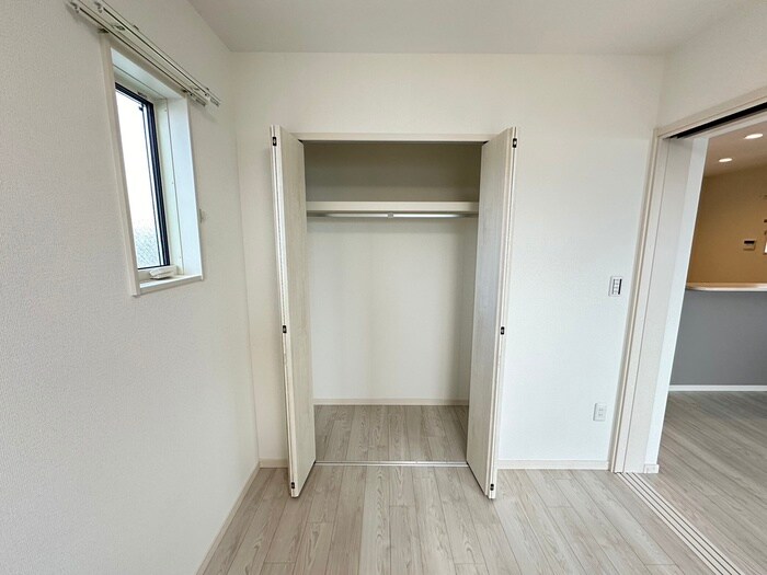 物件内観写真15　(収納)