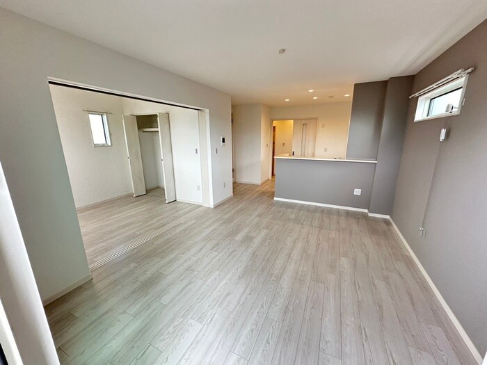 物件内観写真17　(居室)