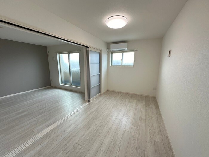 物件内観写真18　(居室)