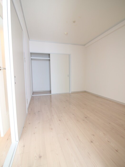 物件内観写真12　(居室)