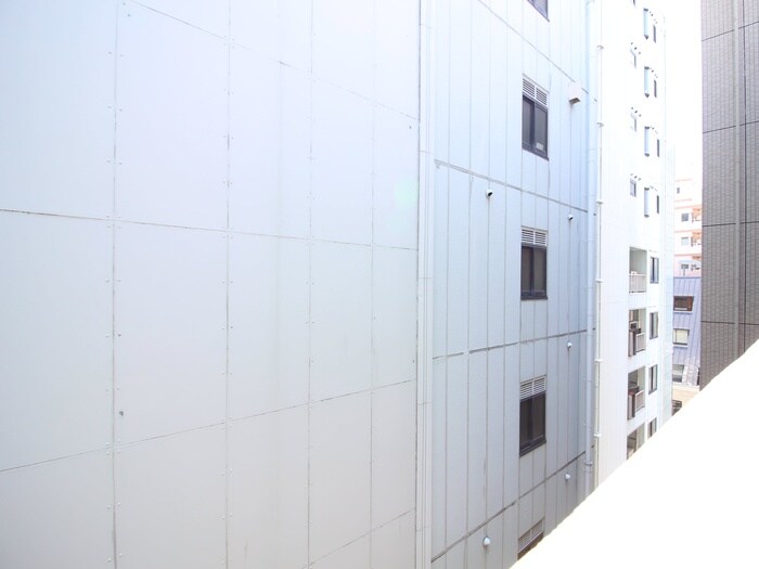 物件内観写真18　(室内からの展望)