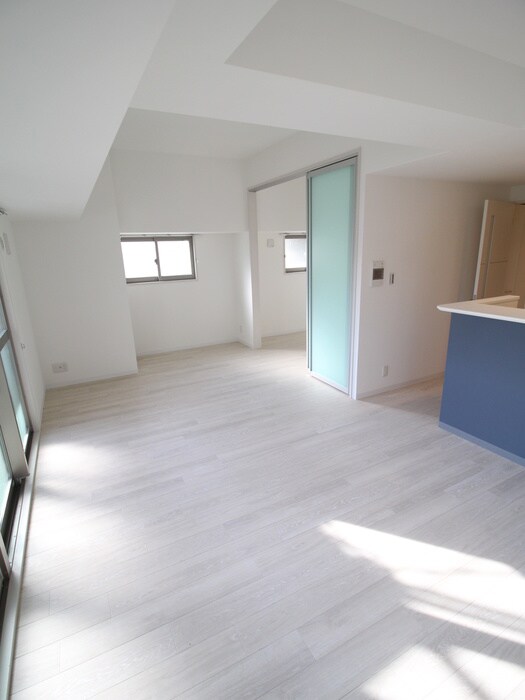 物件内観写真11　(居室)