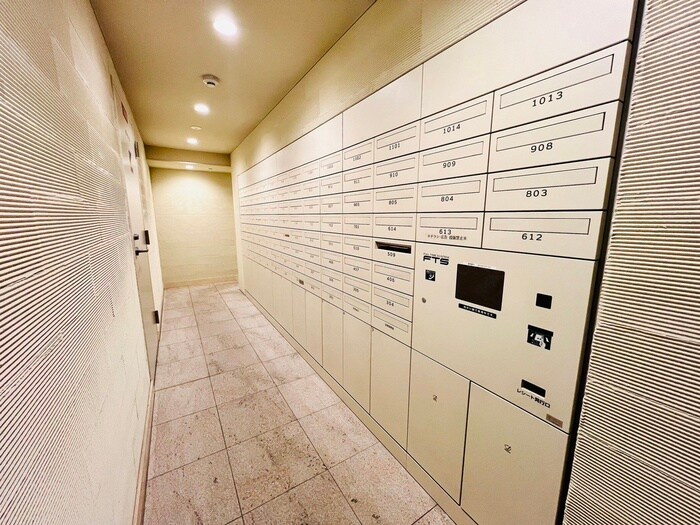 物件外観写真4　(建物設備)