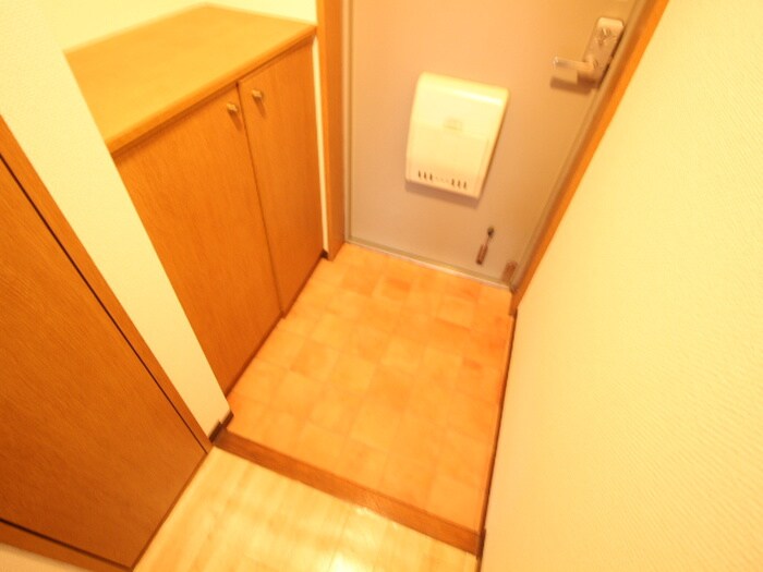 物件内観写真21　(玄関)