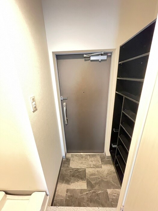 物件内観写真19　(玄関)
