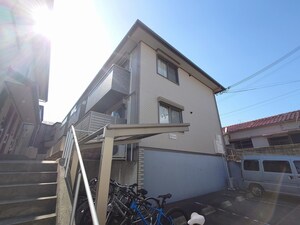 プロヴァンス弐番館外観写真