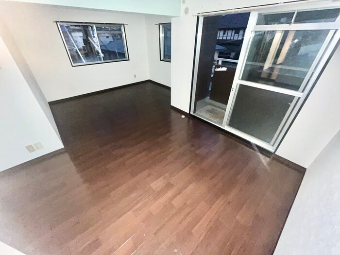 物件内観写真19　(居室)