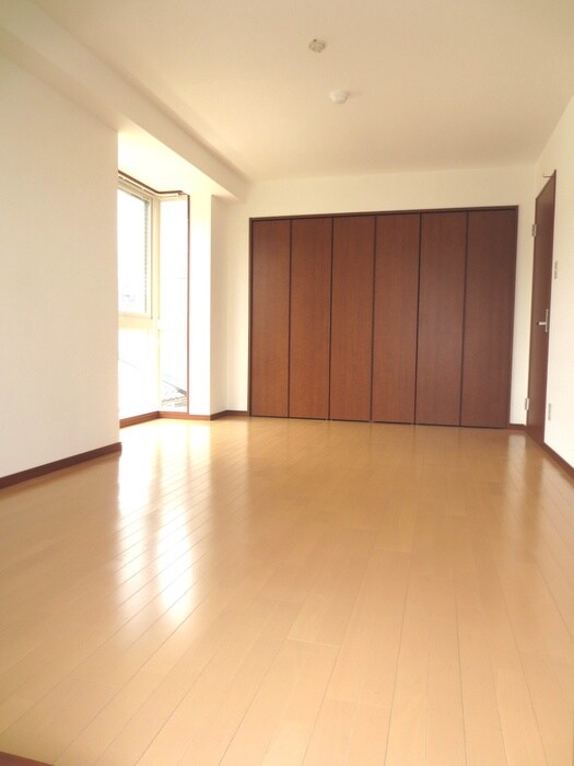 物件内観写真11　(居室)