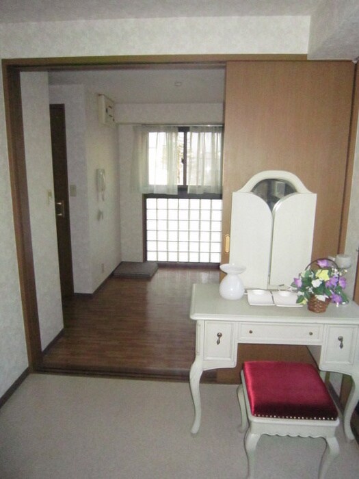 物件内観写真8　(内観写真)