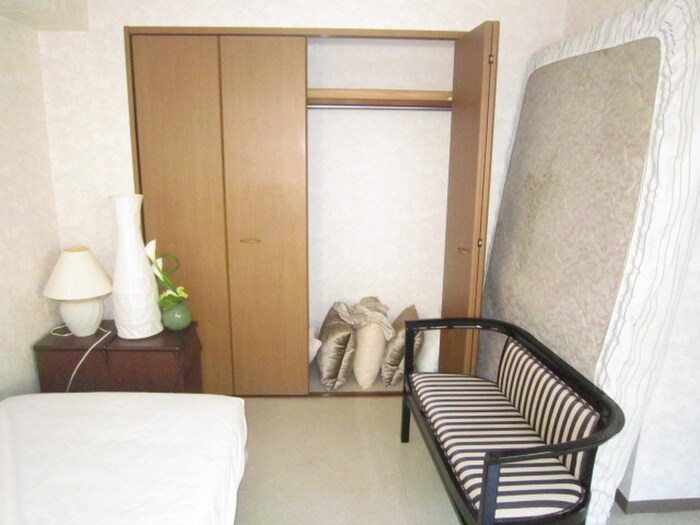 物件内観写真12　(内観写真)