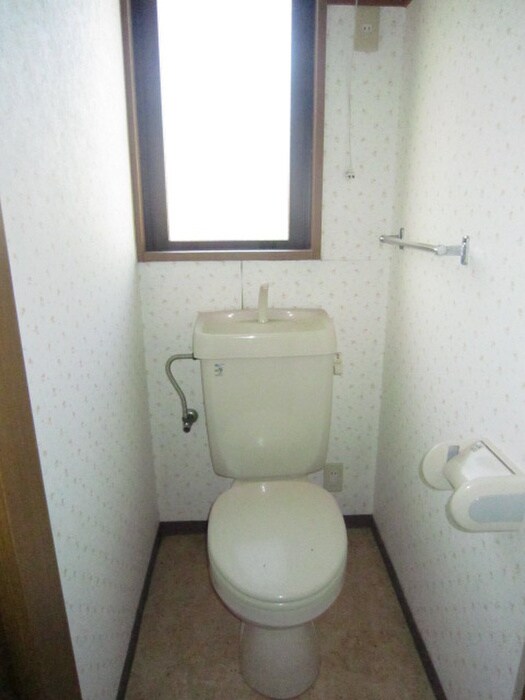 物件内観写真14　(トイレ)